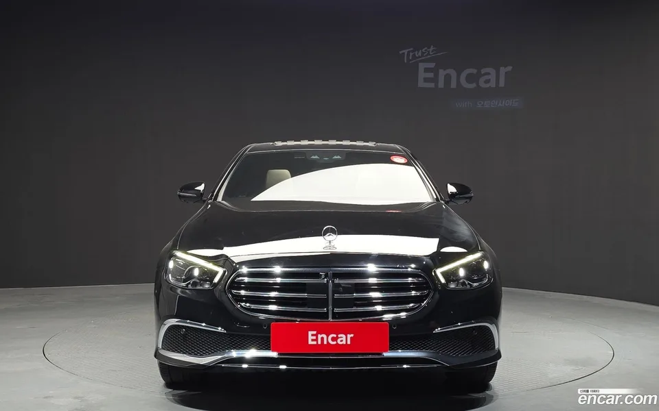 Mercedes-Benz E-Class E250 2022 — миниатюра 3