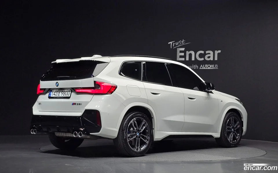BMW X1 M35i xDrive 2024 — миниатюра 2