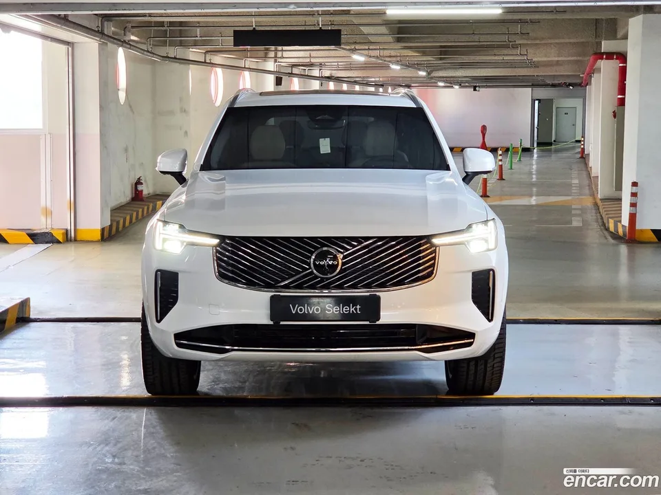 Volvo XC90 B6 2025 — миниатюра 3