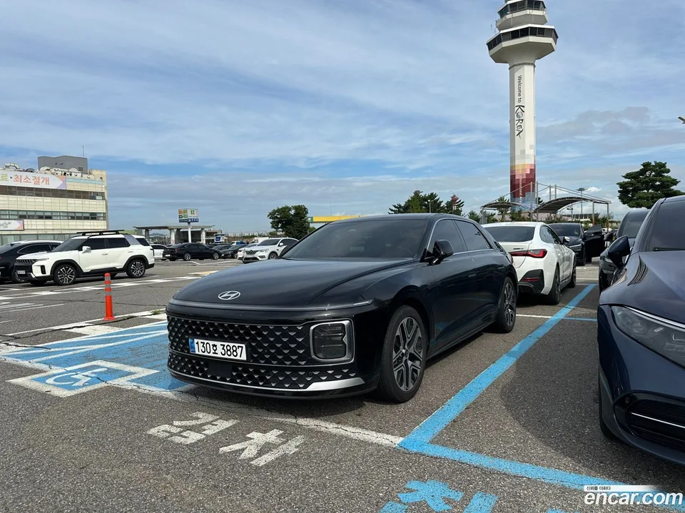 Hyundai Grandeur Hybrid 2023 — миниатюра 3