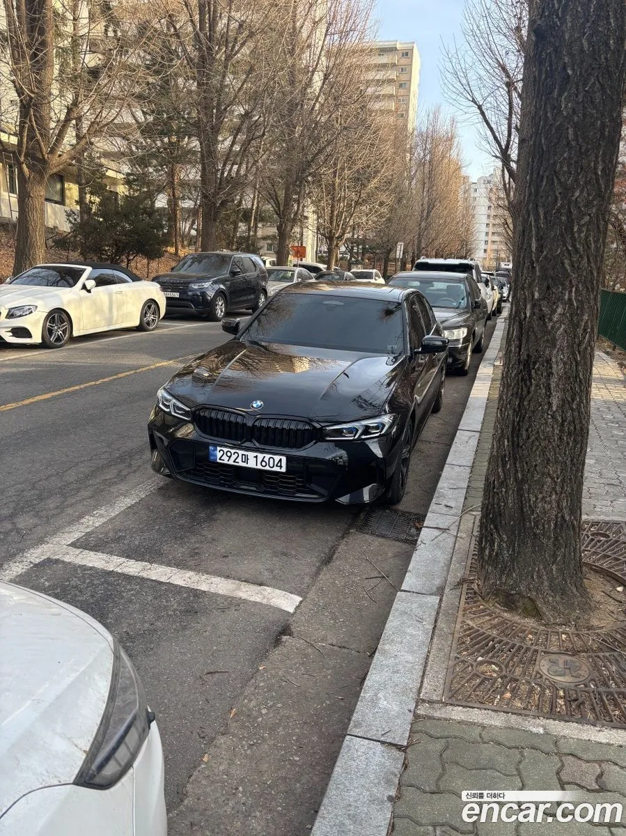 BMW 3 Series 320i M 2023 — миниатюра 2