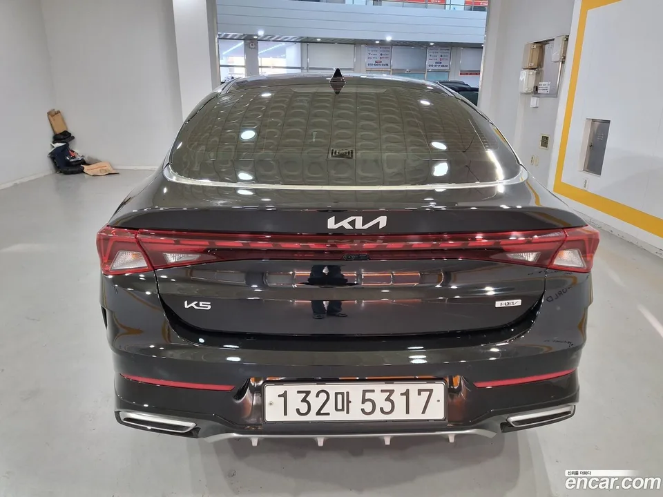 Kia K5 Hybrid 2023 — миниатюра 5