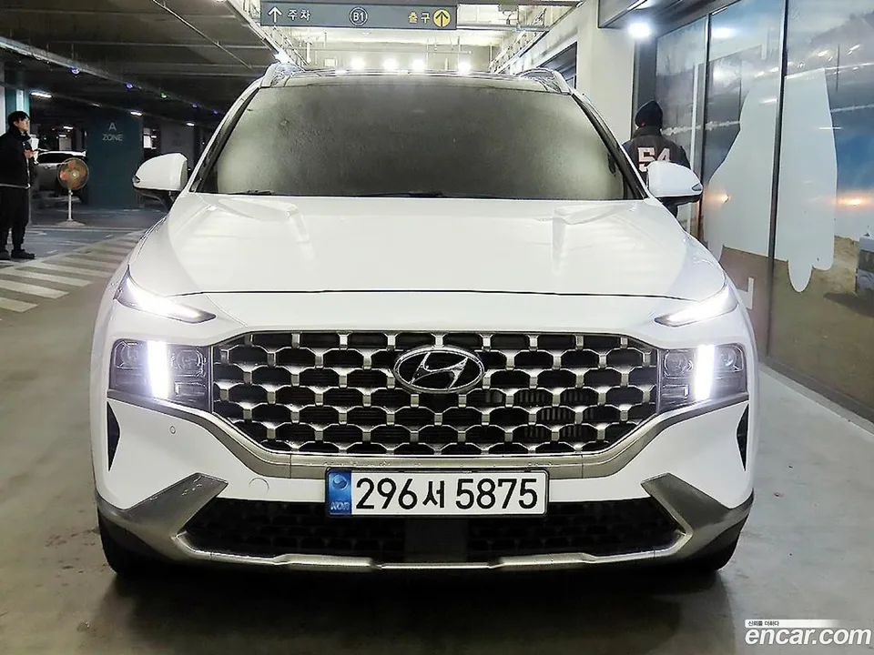 Hyundai SantaFe 2.2 2WD 2022 — миниатюра 2