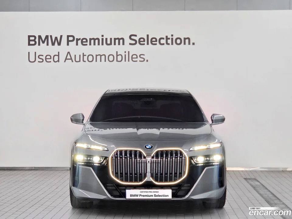 BMW 7 Series 740d xDrive M 2024 — миниатюра 3