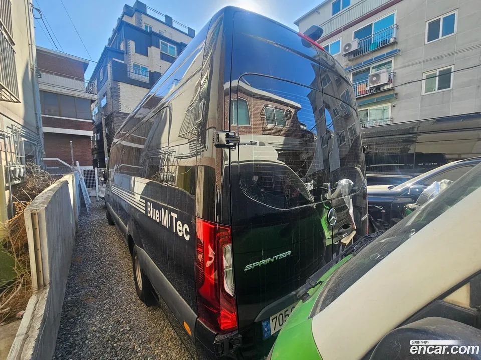 Mercedes-Benz Sprinter 3.0 2023 — миниатюра 2