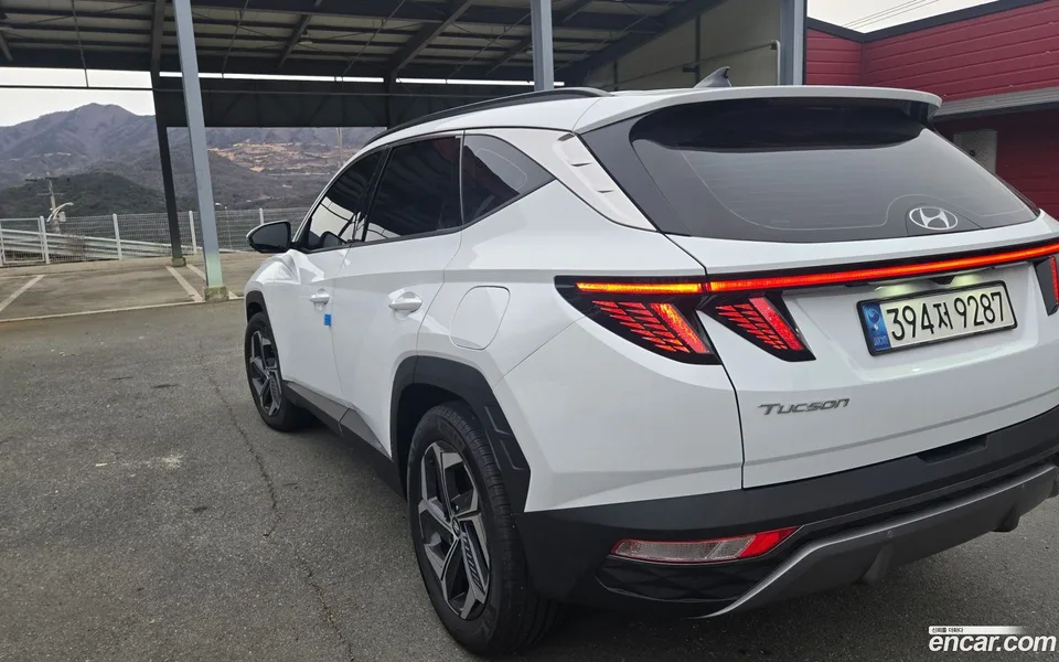 Hyundai Tucson Hybrid NX4 HEV 1.6 2WD 2023 — миниатюра 5