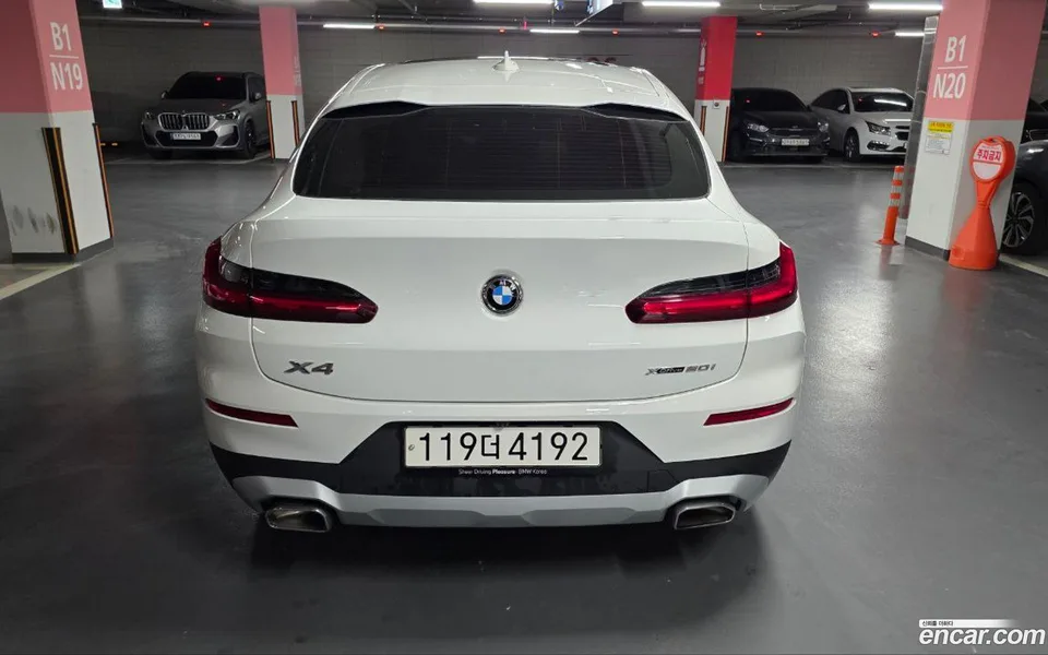 BMW X4 xDrive20i xLine 2024 — миниатюра 3