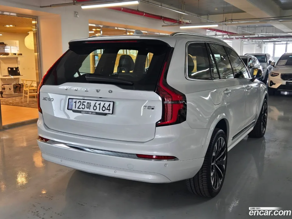 Volvo XC90 T8 2025 — миниатюра 2