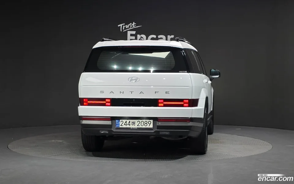 Hyundai SantaFe HEV 1.6 2WD 2024 — миниатюра 4