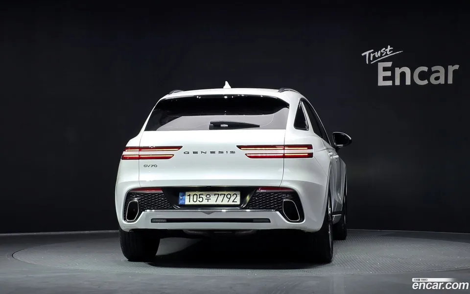 Genesis GV70 2.5T 2WD 2023 — миниатюра 4