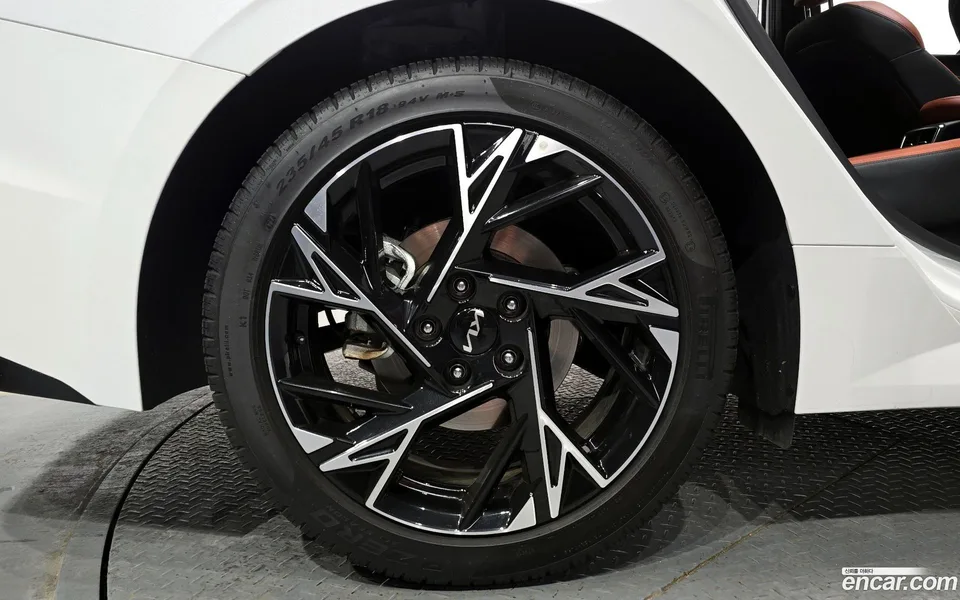 Kia K5 Hybrid 2025 — миниатюра 5