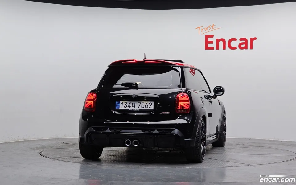 MINI Cooper S JCW 2023 — миниатюра 4