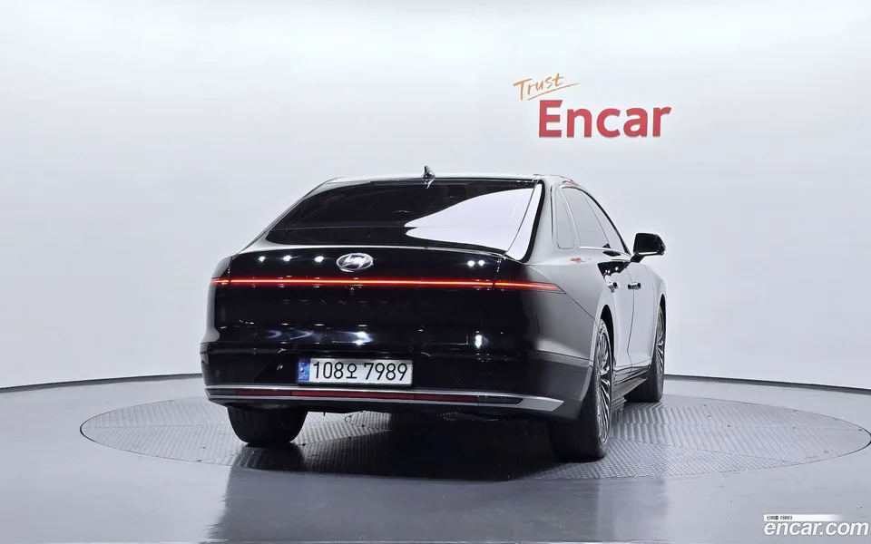 Hyundai Grandeur 2.5 2WD 2023 — миниатюра 4
