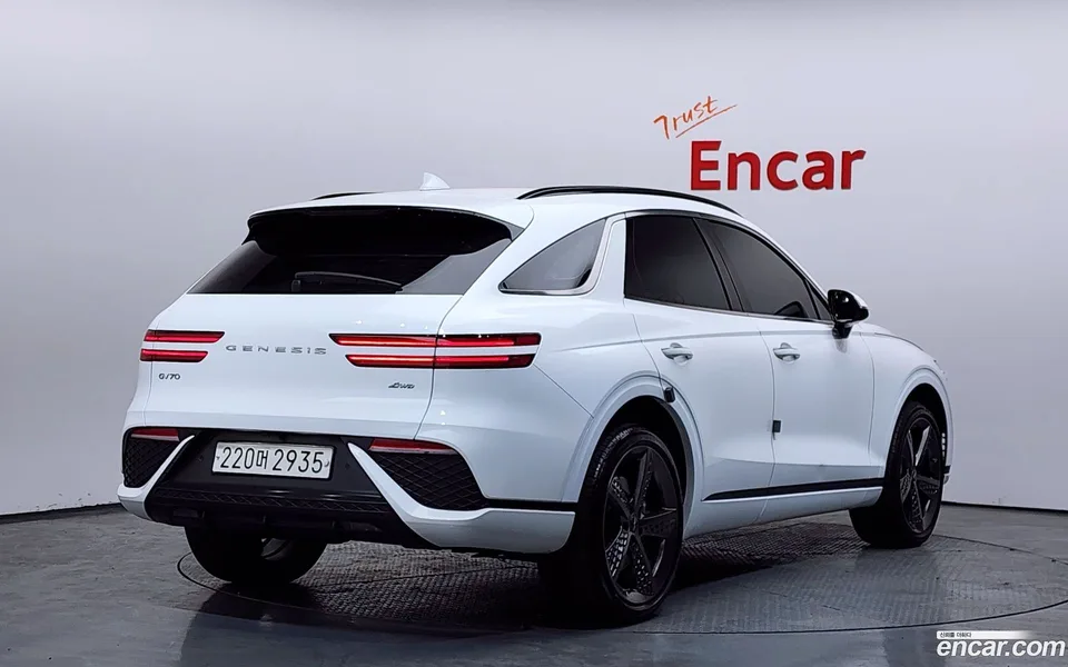 Genesis GV70 2.2 AWD 2022 — миниатюра 2