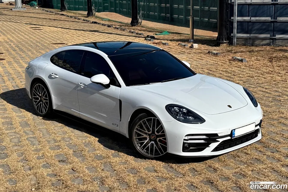 Porsche Panamera (971) 4.0 GTS 2022 — миниатюра 2