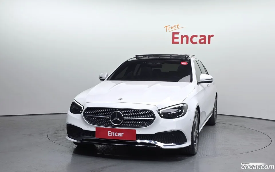 Mercedes-Benz E-Class E250 2023 — миниатюра 3