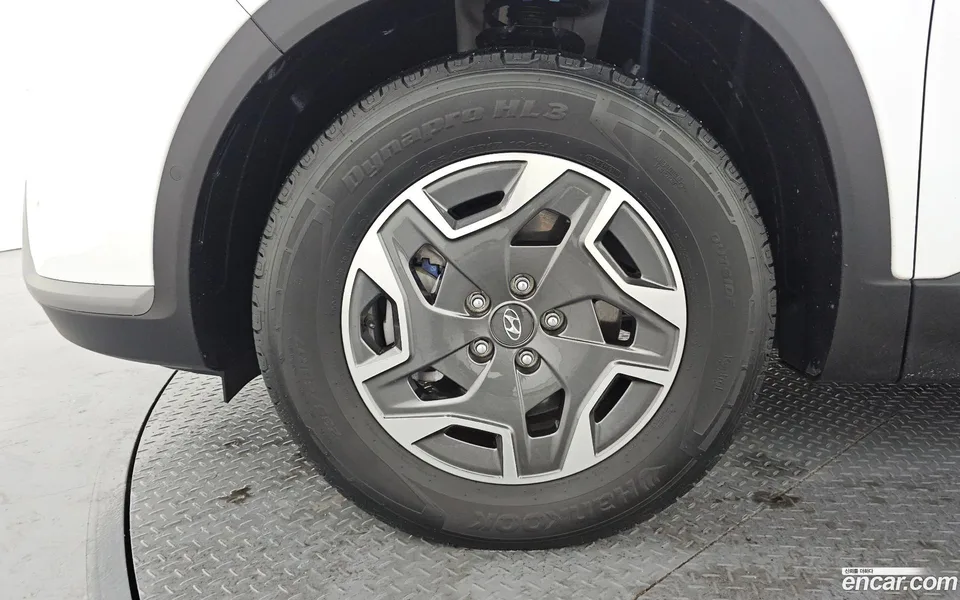 Hyundai SantaFe HEV 1.6 2WD 2023 — миниатюра 5