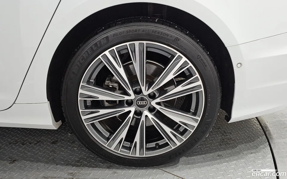 Audi A6 45 TDI 2023 — миниатюра 5