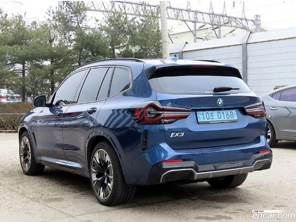 BMW iX3 M 2022 — миниатюра 3