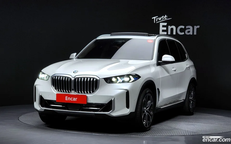 BMW X5 xDrive 30d xLine 2024 — фото 1, купить с доставкой в Москву