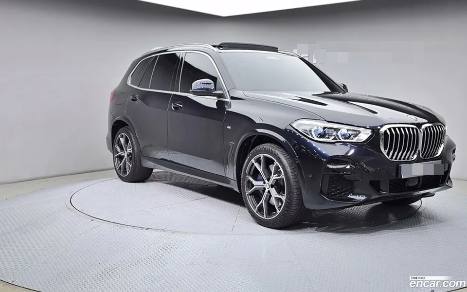 BMW X5 xDrive 30d M 2023 — миниатюра 3