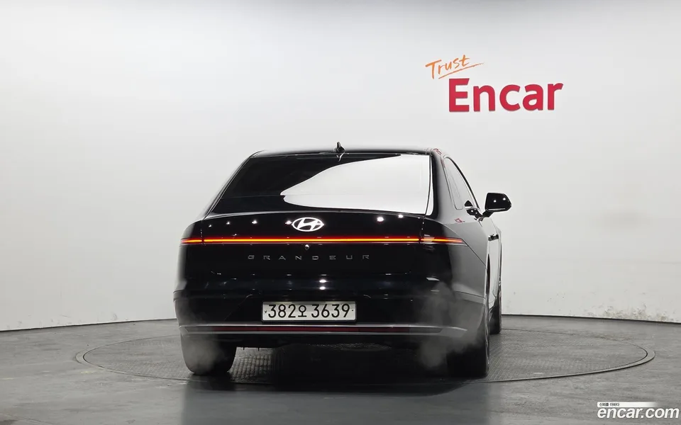 Hyundai Grandeur 3.5 4WD 2023 — миниатюра 4
