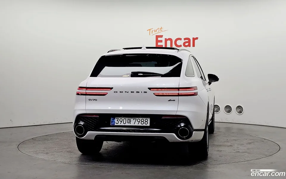 Genesis GV70 2.5T AWD 2023 — миниатюра 4