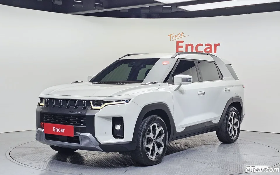 KG Mobility Torres 1.5 2WD 2023 — фото 1, купить с доставкой в Москву