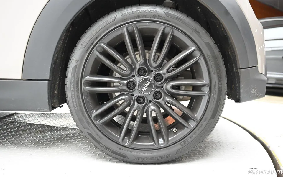 MINI Cooper 2023 — миниатюра 5