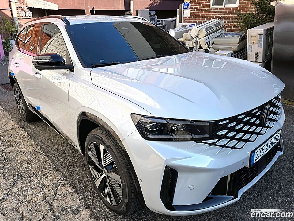 Renault Samsung Grand Koleos 1.5 E-TECH 2WD 2025 — миниатюра 2
