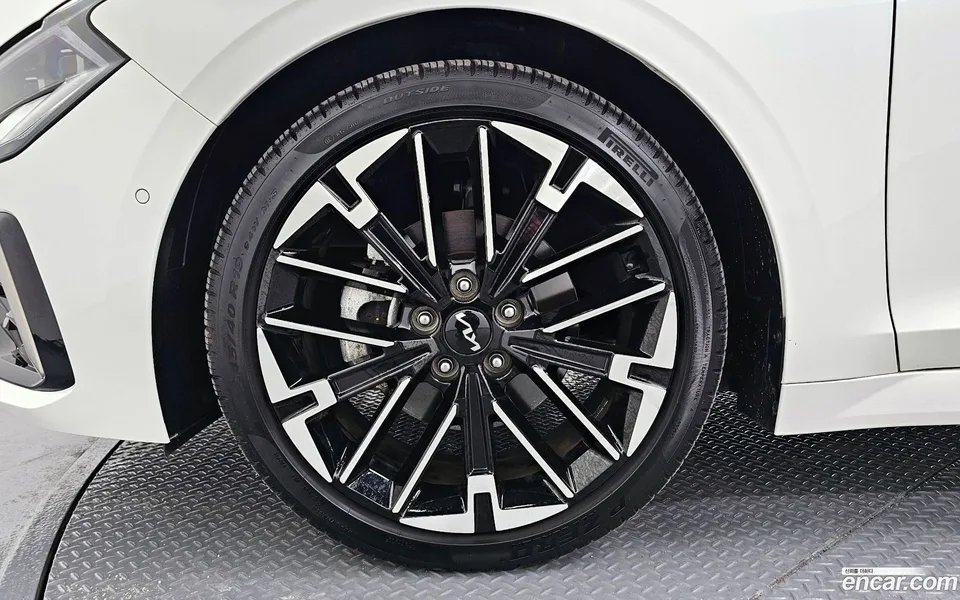 Kia K5 1.6 2023 — миниатюра 5