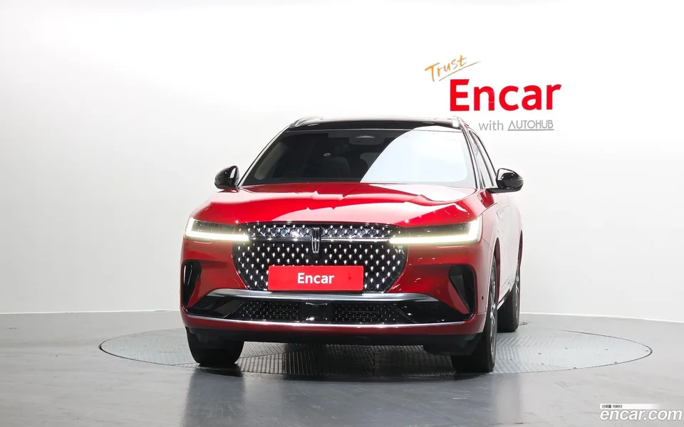 Lincoln Nautilus 2.0 AWD 2024 — миниатюра 3