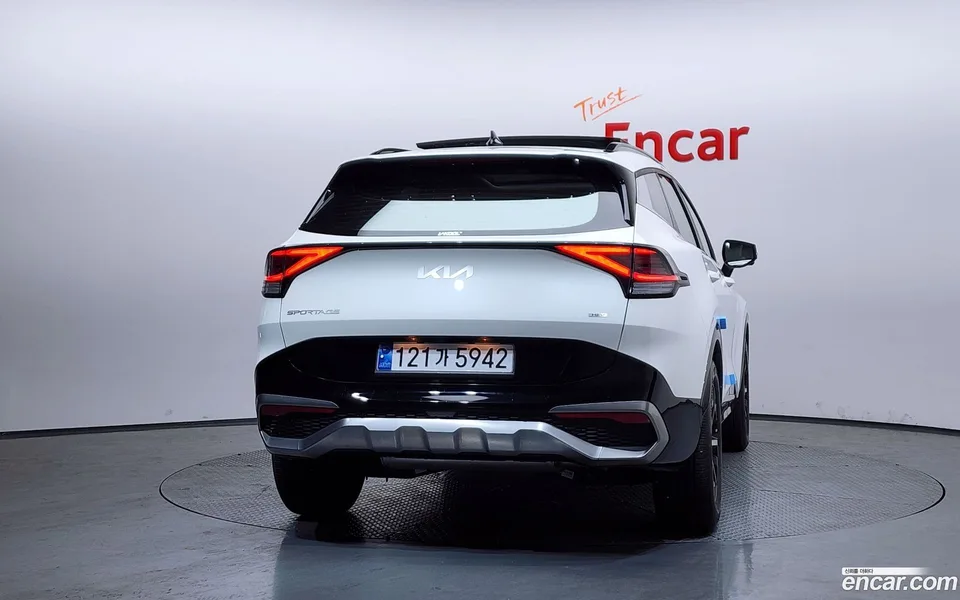 Kia Sportage Hybrid 2WD 2024 — миниатюра 4
