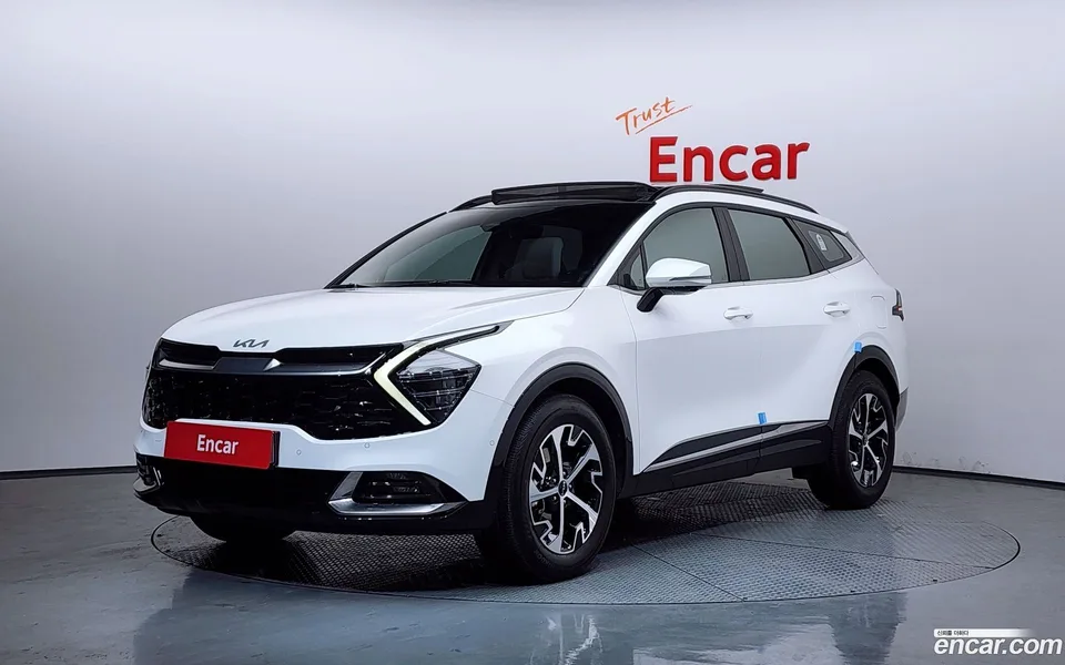 Kia Sportage Hybrid 2WD 2024 — фото 1, купить с доставкой в Москву