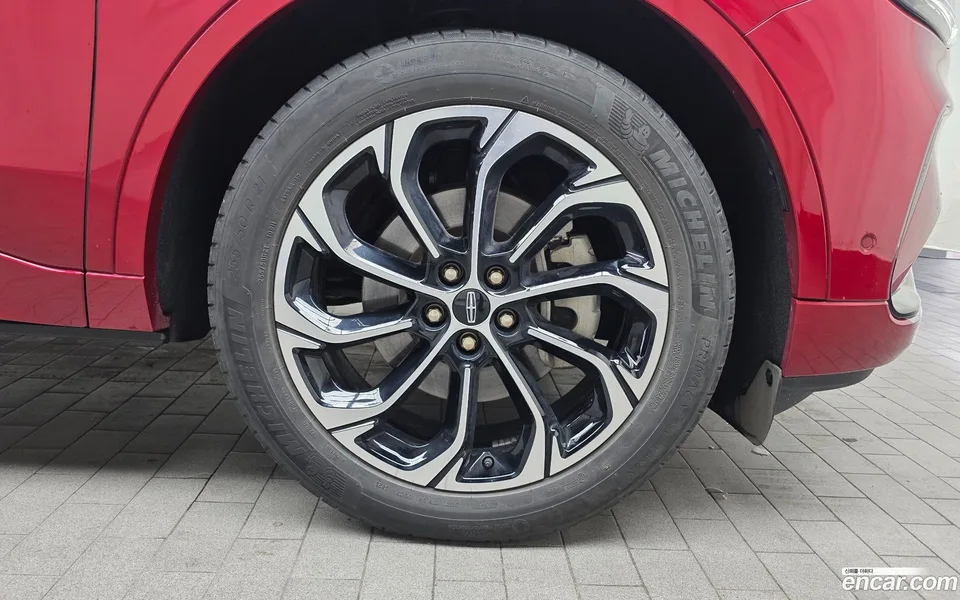 Lincoln Nautilus 2.0 AWD 2024 — миниатюра 5