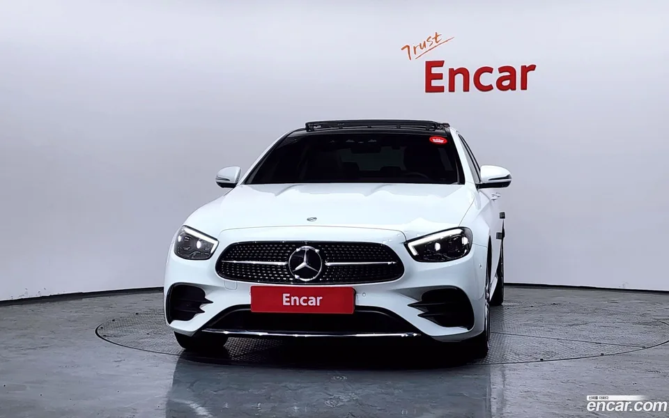 Mercedes-Benz E-Class E350 4MATIC AMG Line 2022 — миниатюра 3