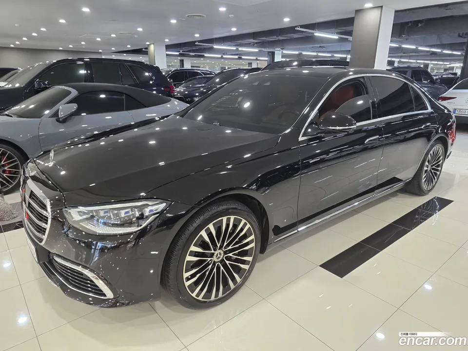 Mercedes-Benz S-Class S450L 4MATIC 2023 — фото 1, купить с доставкой в Москву