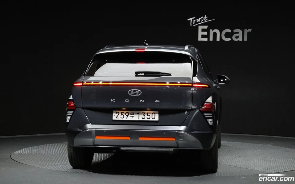 Hyundai Kona Hybrid 2023 — миниатюра 4