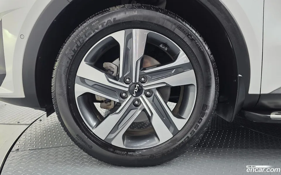 Kia Sorento HEV 1.6 2WD 2022 — миниатюра 5