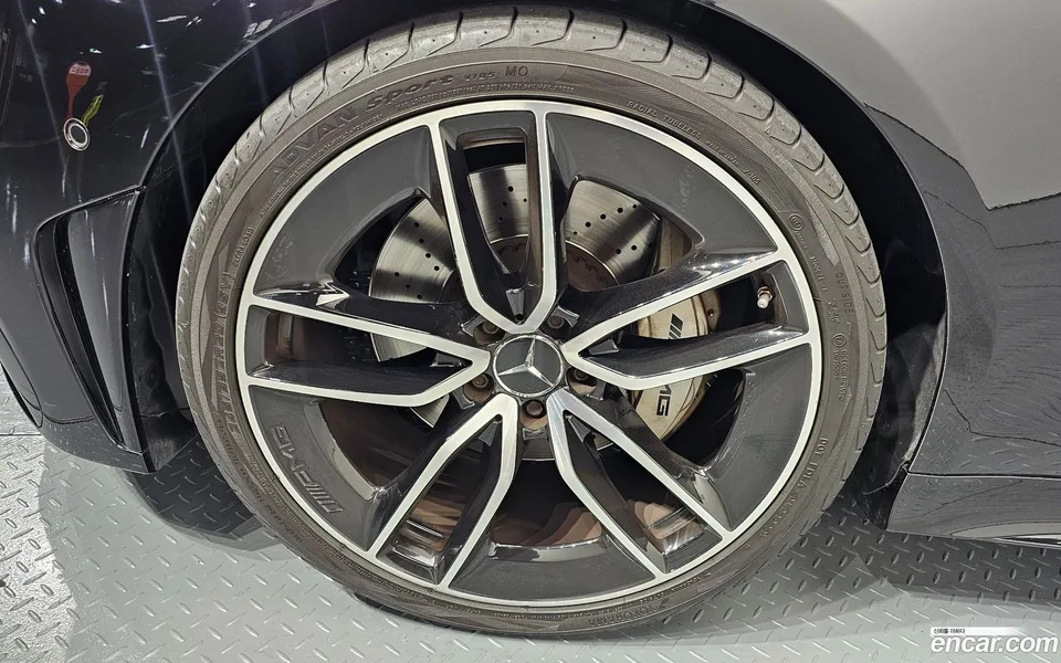 Mercedes-Benz CLS-Class AMG CLS53 4MATIC+ 2023 — миниатюра 5