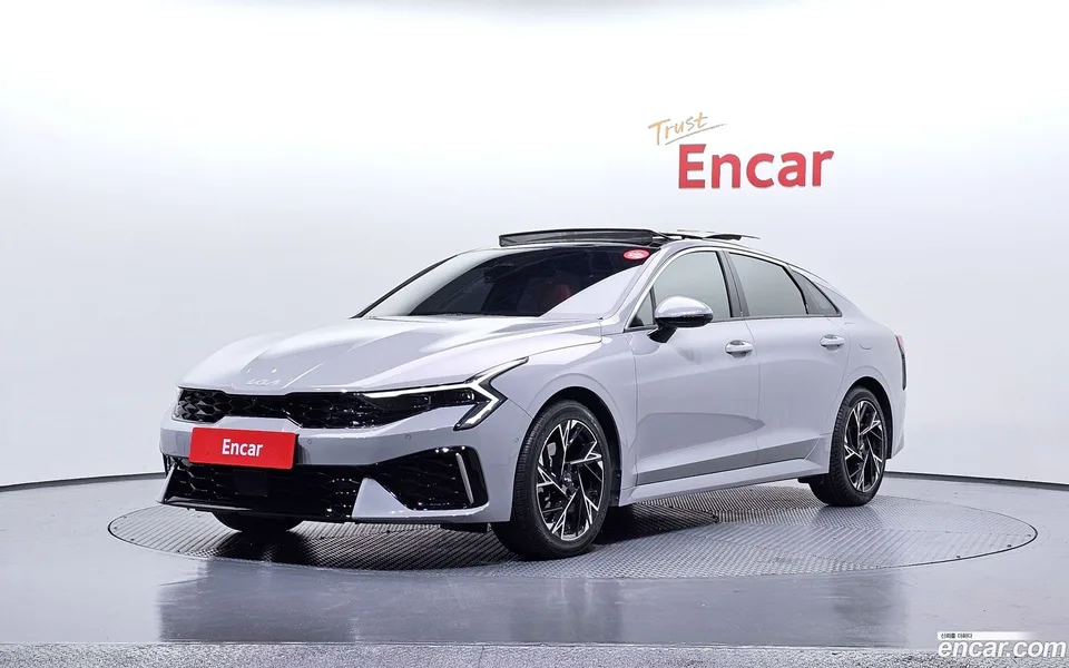 Kia K5 Hybrid 2024 — фото 1, купить с доставкой в Москву