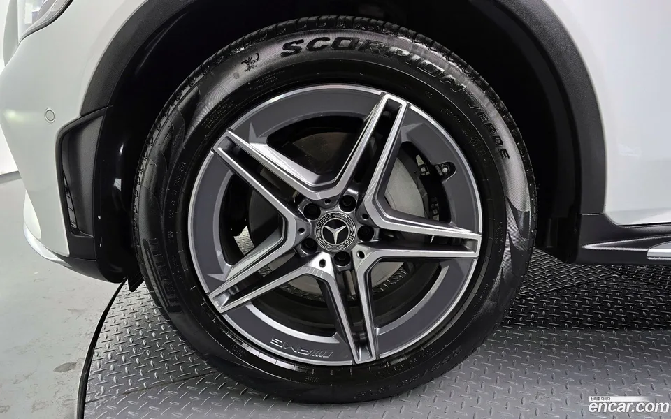 Mercedes-Benz GLC-Class GLC220 d 4MATIC 2022 — миниатюра 5