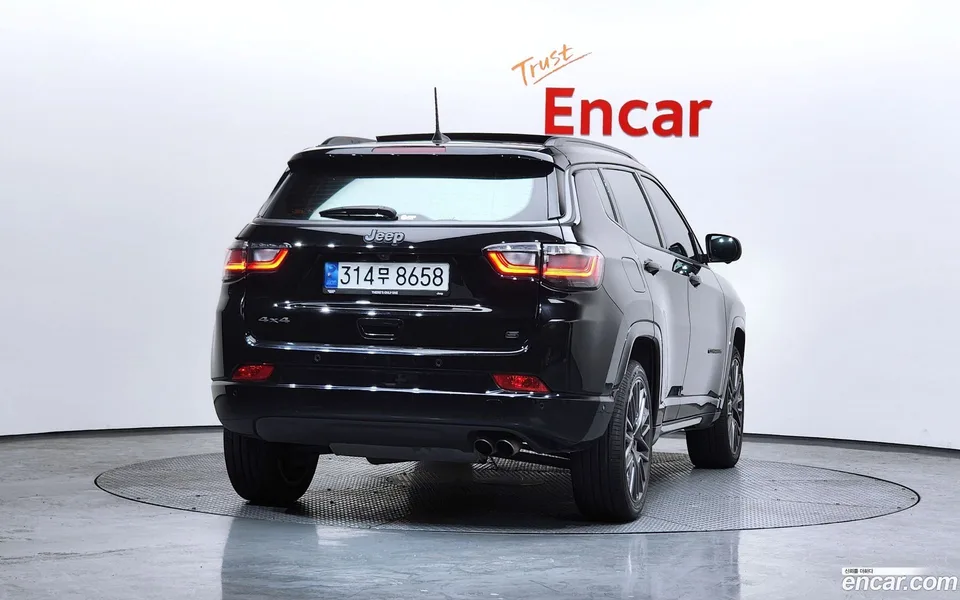 Jeep Compass S2.4 AWD 2022 — миниатюра 4
