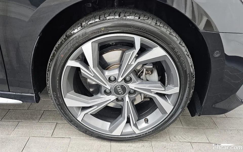 Audi A3 (8Y) 40 TFSI 2023 — миниатюра 5