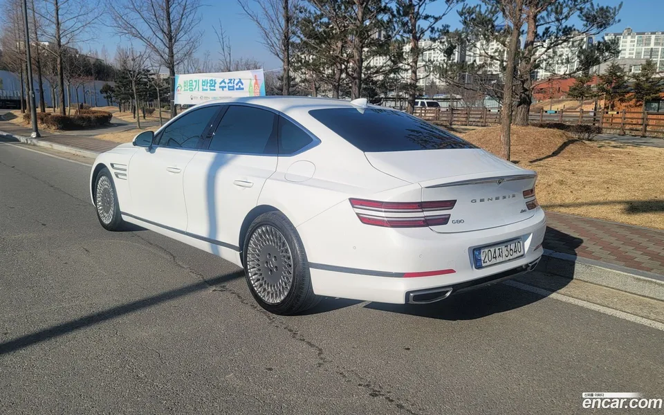 Genesis G80 2.5 AWD 2023 — миниатюра 2