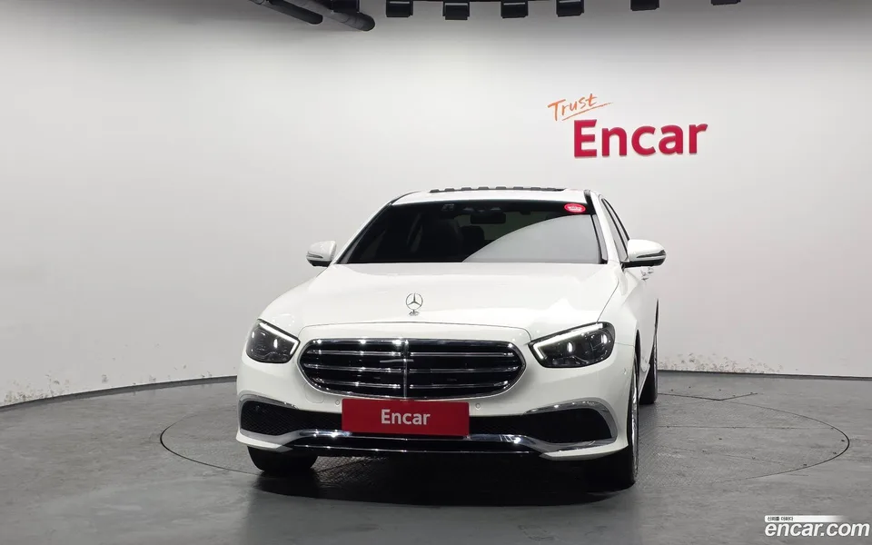 Mercedes-Benz E-Class E250 2022 — миниатюра 3
