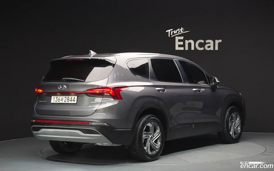 Hyundai SantaFe 2.2 4WD 2022 — миниатюра 2