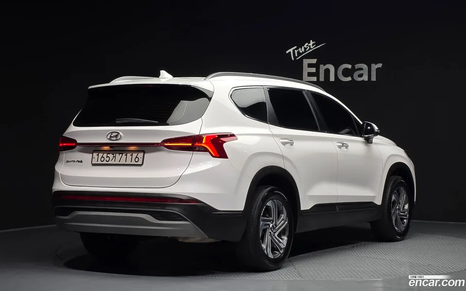 Hyundai SantaFe 2.5T 2WD 2023 — миниатюра 2