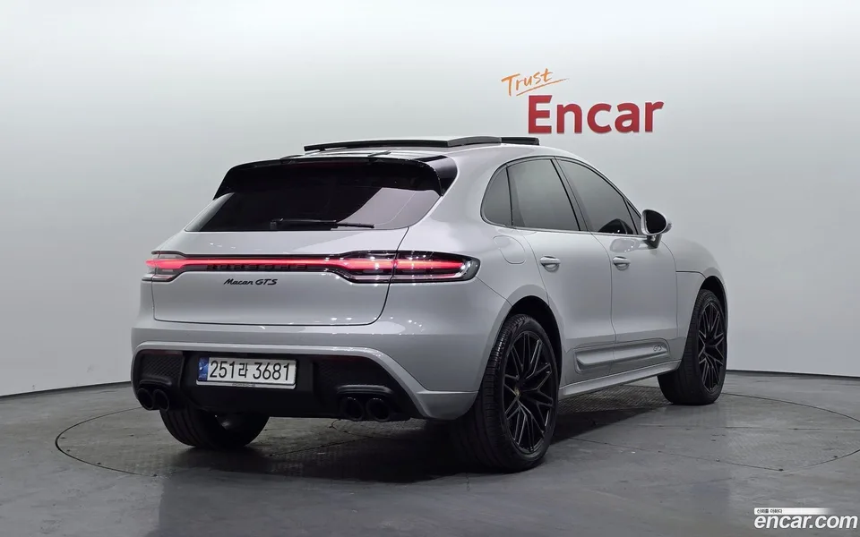 Porsche Macan 2.9 GTS 2022 — миниатюра 2