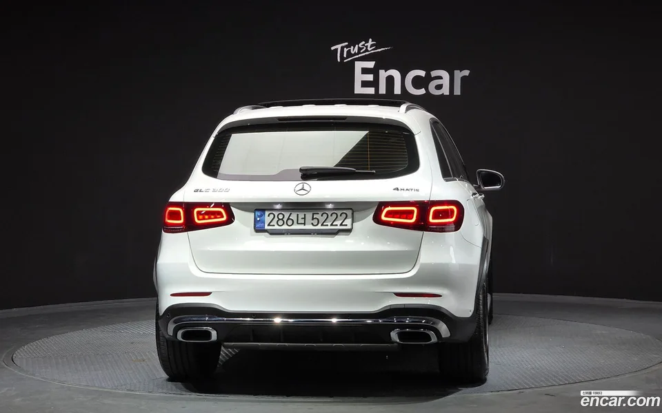 Mercedes-Benz GLC-Class GLC300 4MATIC 2022 — миниатюра 4
